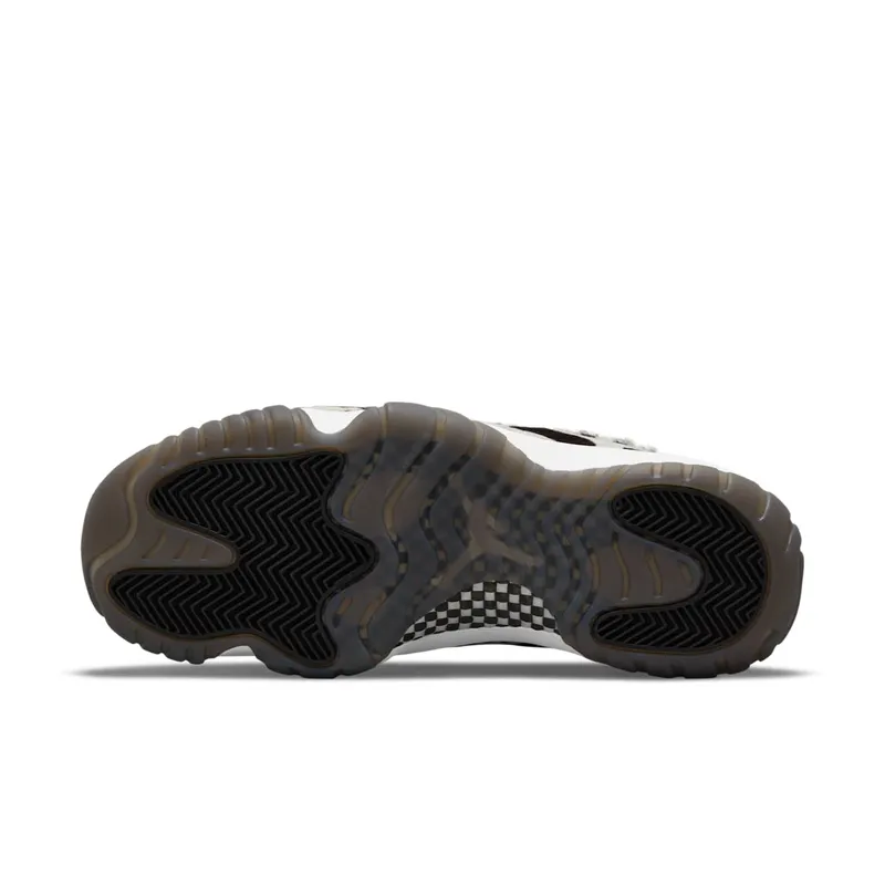 Air Jordan 11 Retro Black (AR0715-010)