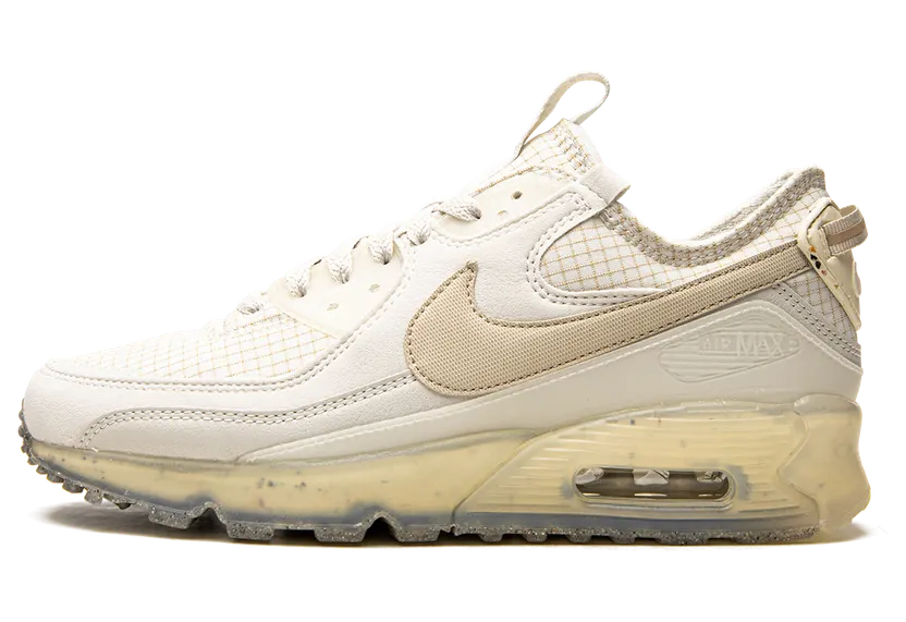 Nike AIR MAX 90 TERRASCAPE “Light Bone (W)” (DC9450-001)