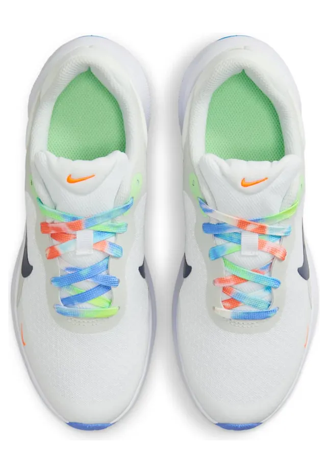 nike-revolution FN4991-100