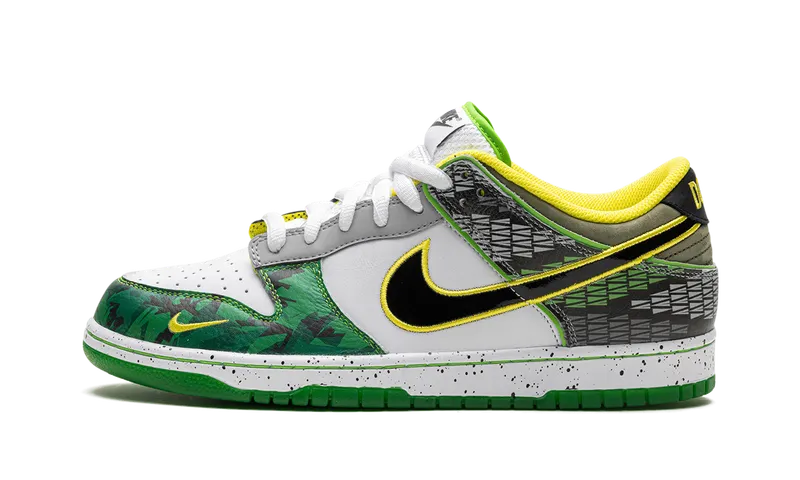 Nike Dunk Low “What the Duck Away University of Oregon PE” (HV1454-100)