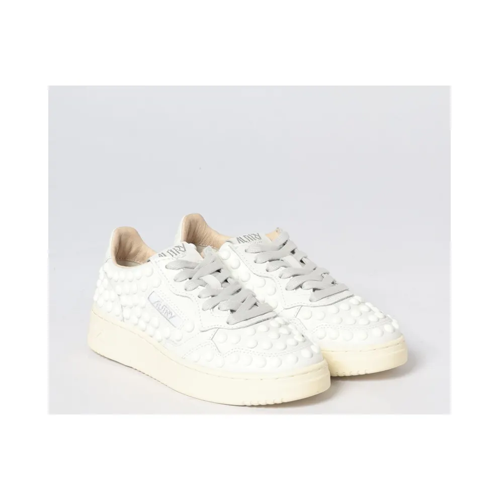Autry Medalist Low Leather Sneakers with Studs White (AULWPH01)
