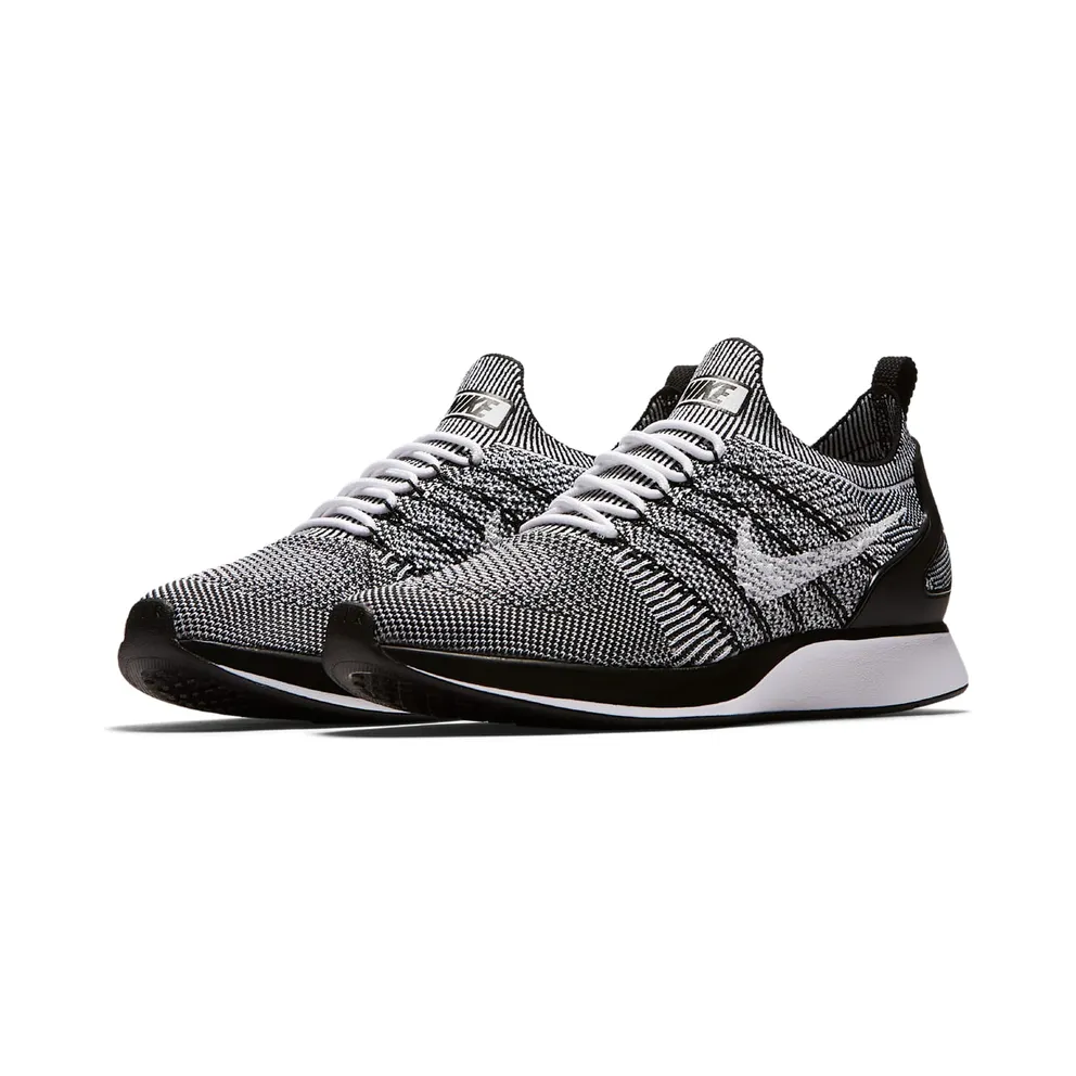 Nike Mariah Flyknit Racer Oreo (918264-102)