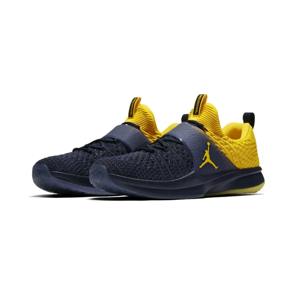 Jordan Trainer 2 Flyknit Michigan College Navy/Amarillo-Amarillo (921210-407)