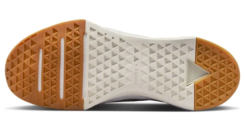 nike-metcon HJ1875-100