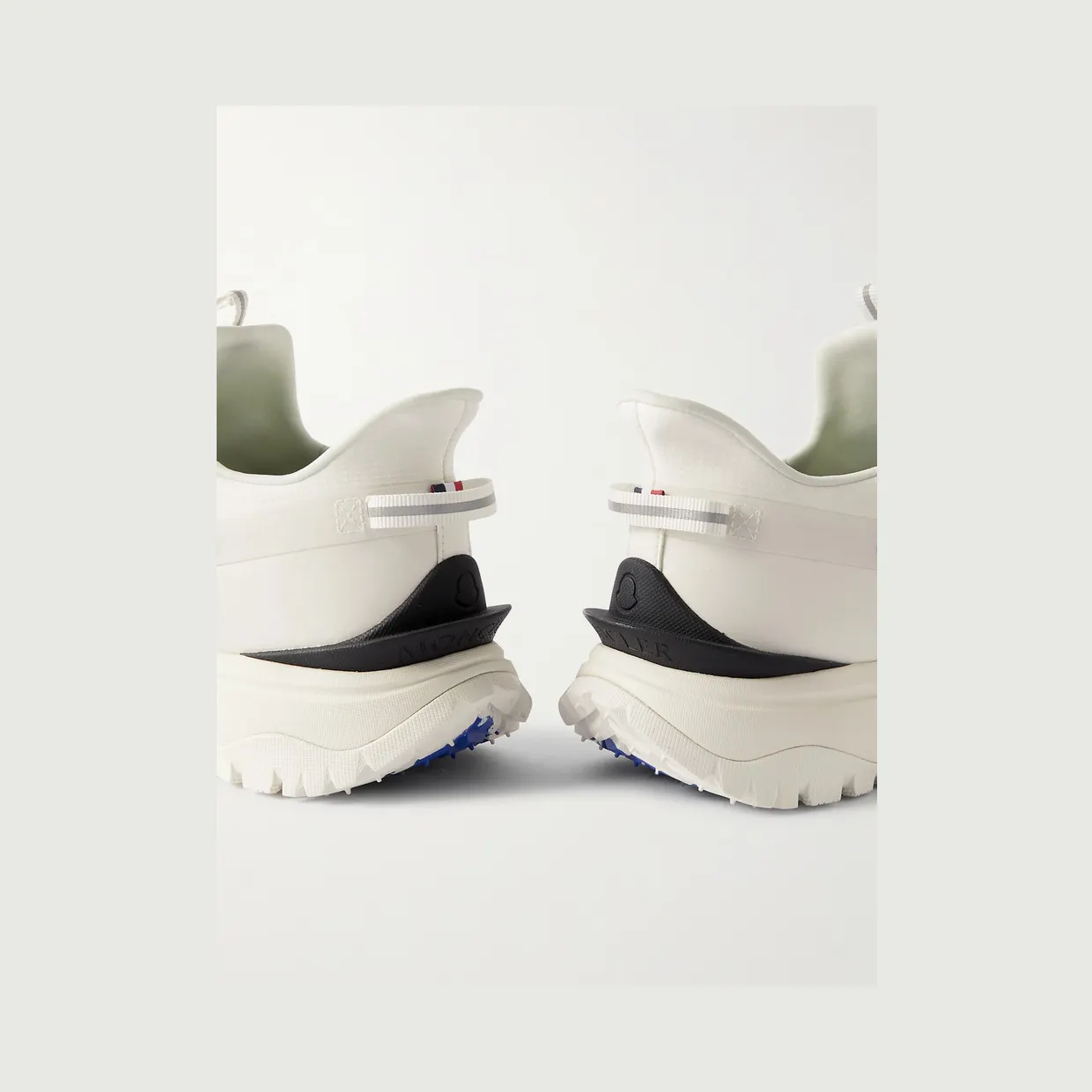 Moncler Trailgrip Lite 2 Logo-Print Rubber-Trimmed Ripstop Sneakers Black (4M002-80-M3457) (6)