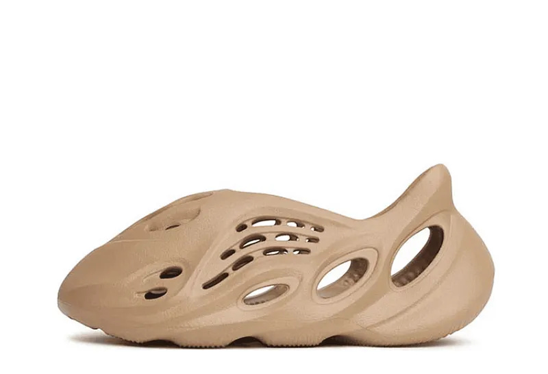 adidas Yeezy Foam RNR Clay Taupe (GV6842)