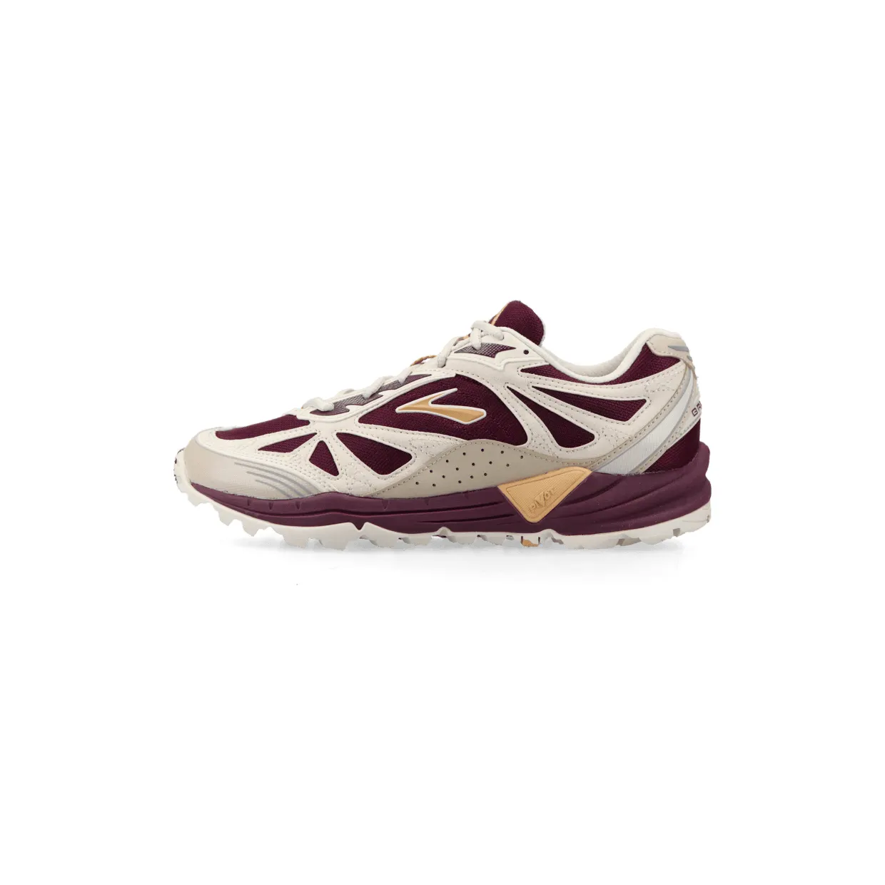 brooks-cascadia-1 110502-1D-971