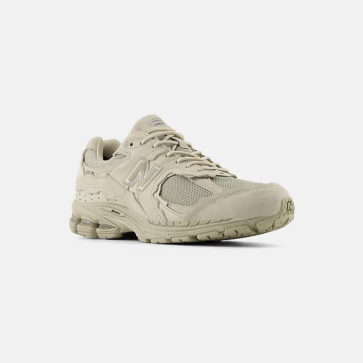 new-balance-2002r U2002DXC