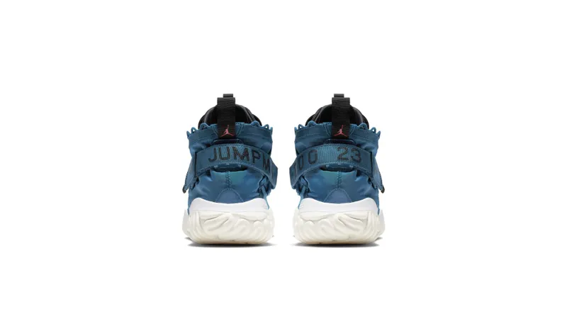 Jordan Proto React Maybe I Destroyed The Game Green Abyss/Black-White (BV1654-301)