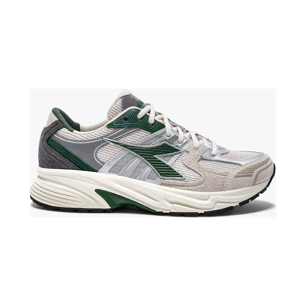 Diadora Mythos – “Light Grey Metallic” (501.181239_C4774)