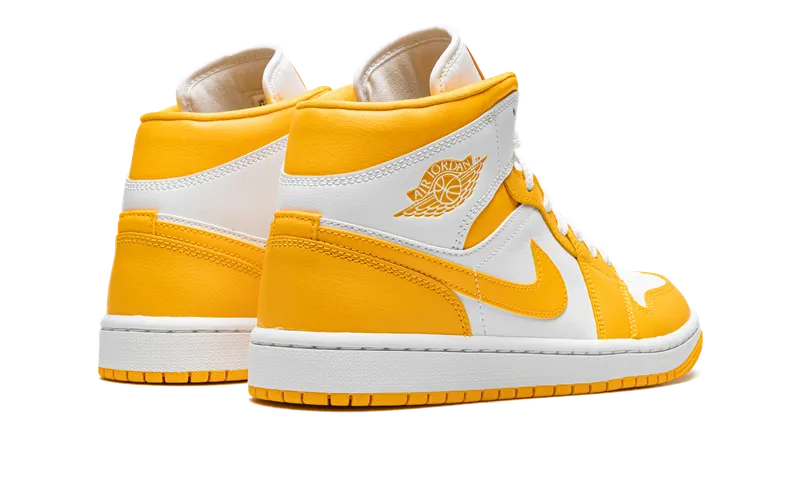 Jordan 1 MID “White / University Gold” (BQ6472-117)