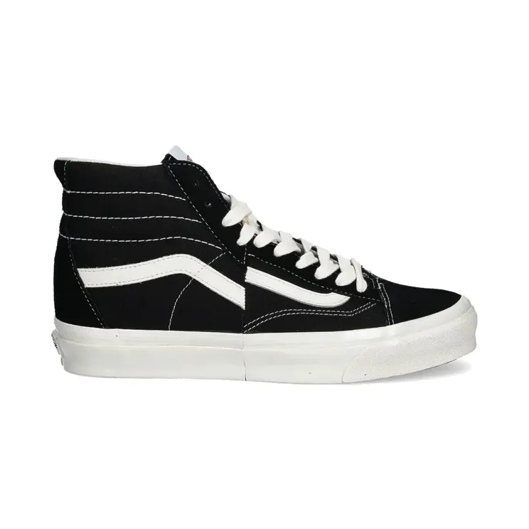 Vans Clash the Wall LX “Black / White” (VN000CNKBA21)