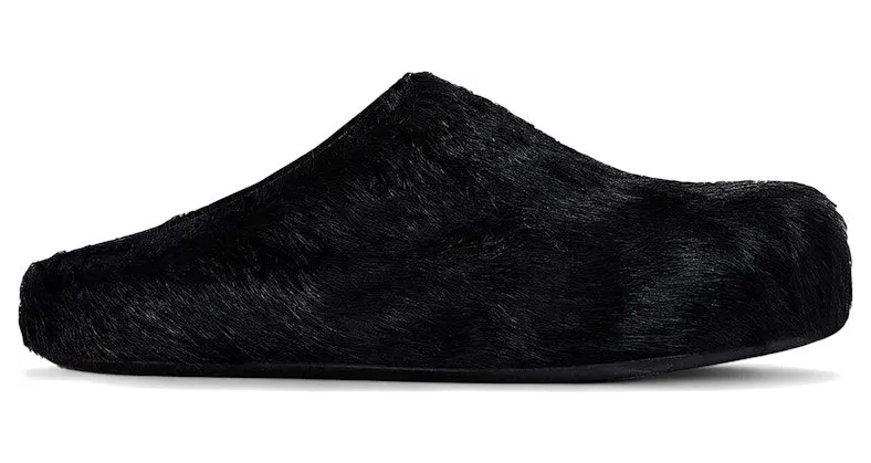 Marni Long Hair Calfskin Fussbett Sabot Mule Black (SBMR000600P412200N99)