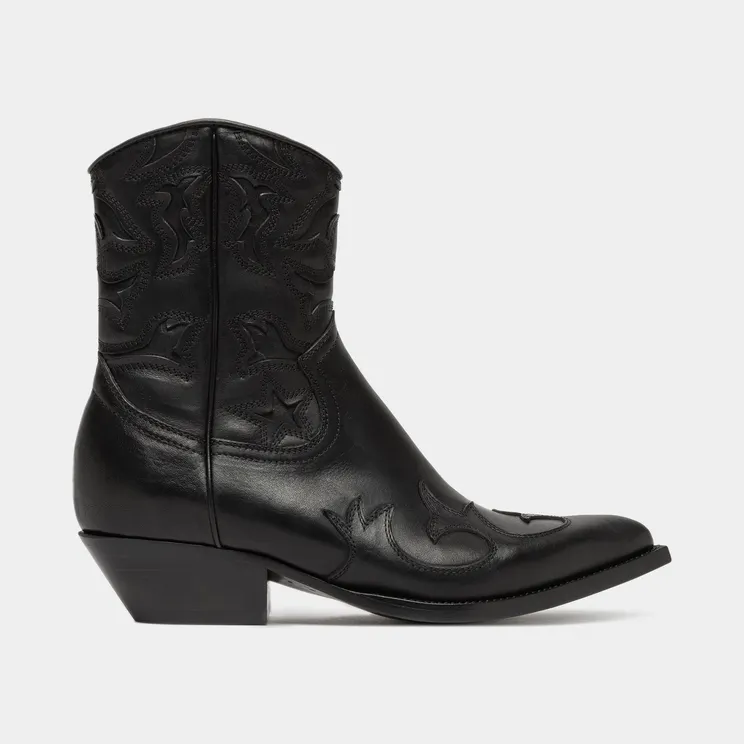 Buttero Flee “Nero” (126-BUTTERO-B10981CUS-DC-01)