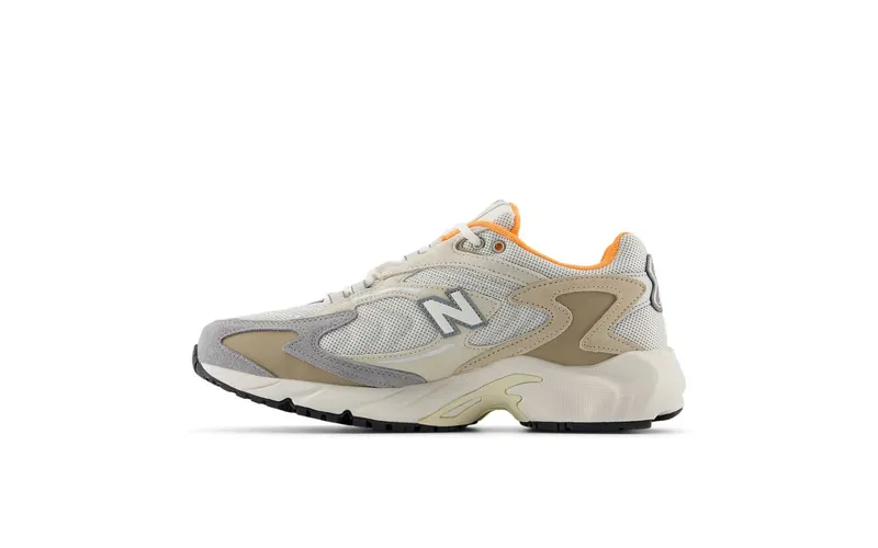 New Balance 725v1 “Sea Salt Hot Mango” (ML725UD)