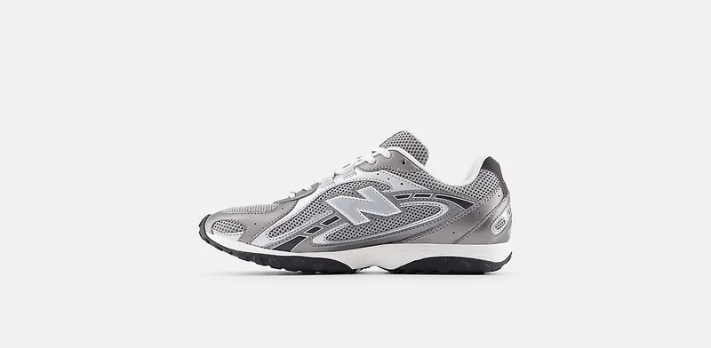 New Balance 204L “Dark Silver Metallic” (U204L1KP)