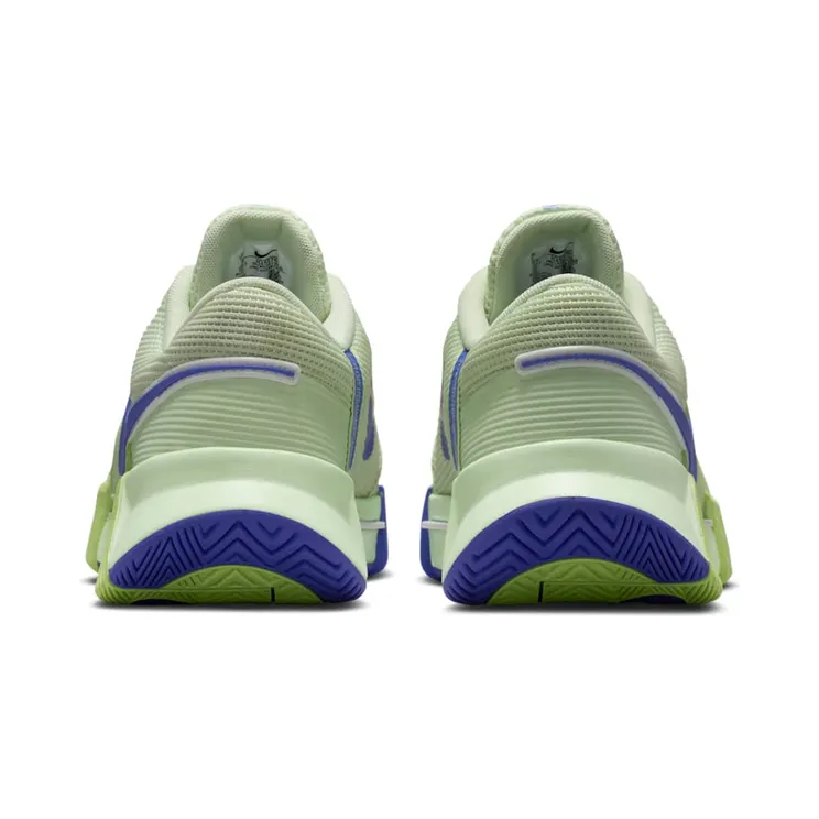 nikecourt IQ5176-700