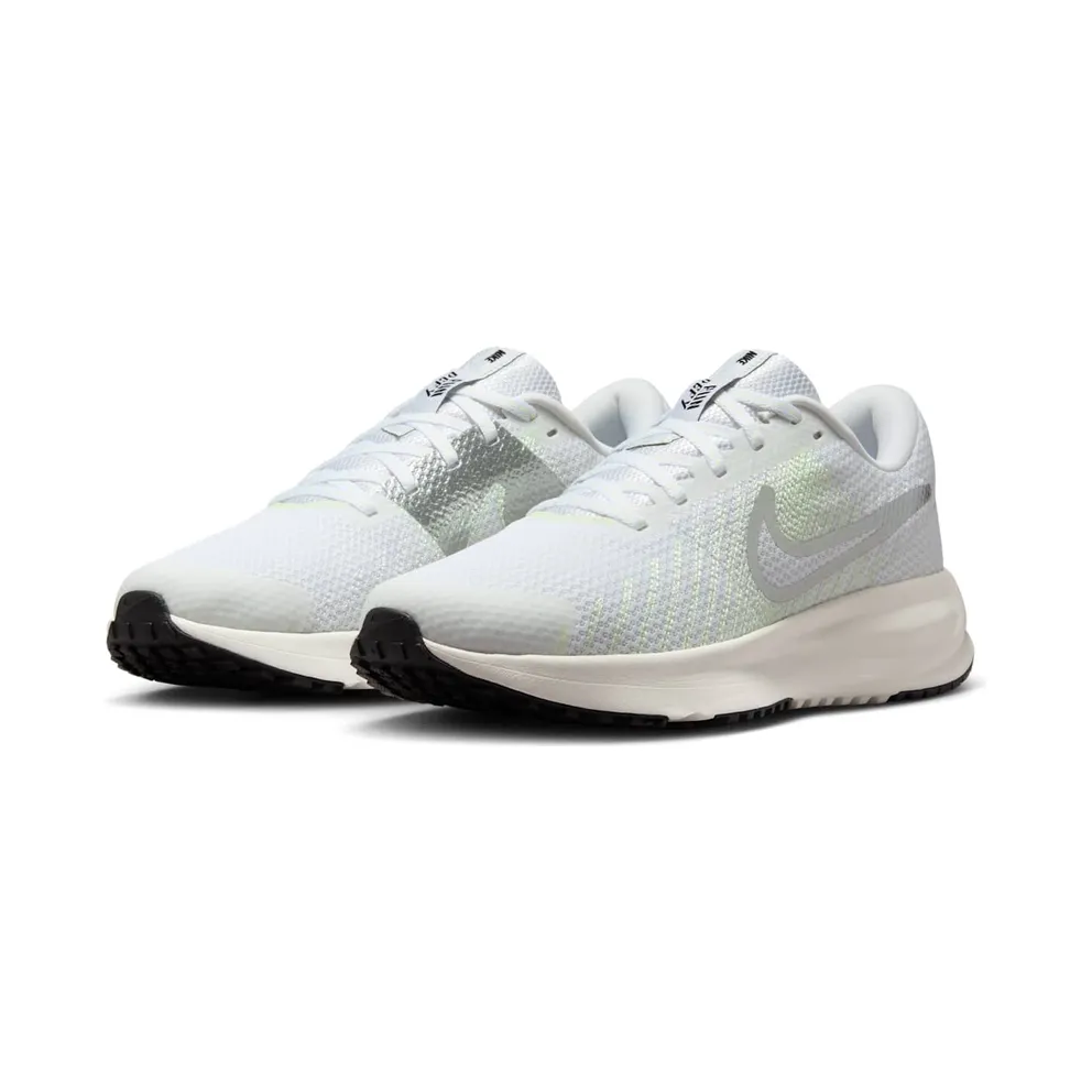 Running Shoes for Women Nike Run Defy HM9593-104