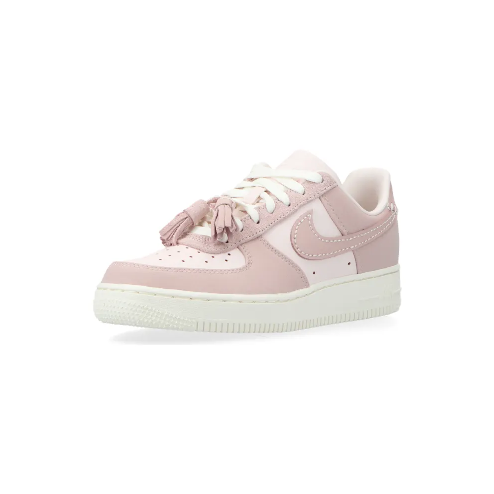 Nike Air Force 1 ’07 (pink oxford / sail) – IB4654-661