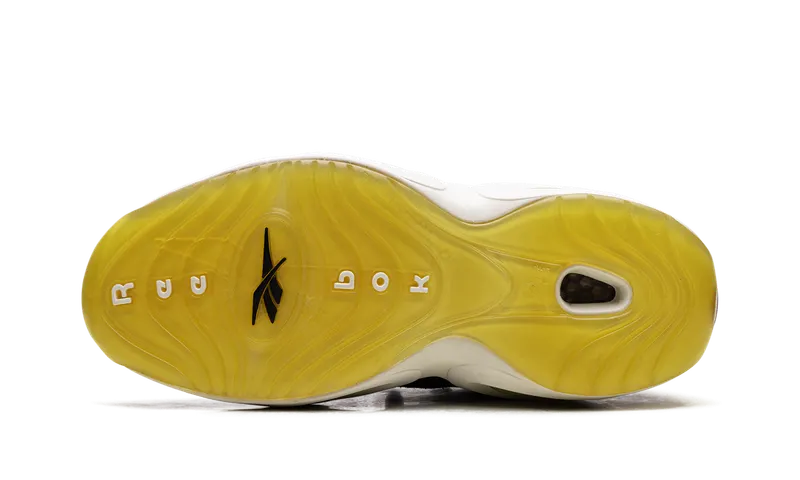 Reebok Question Pump Shoes Core Black / Classic White / Chalk (H06496)
