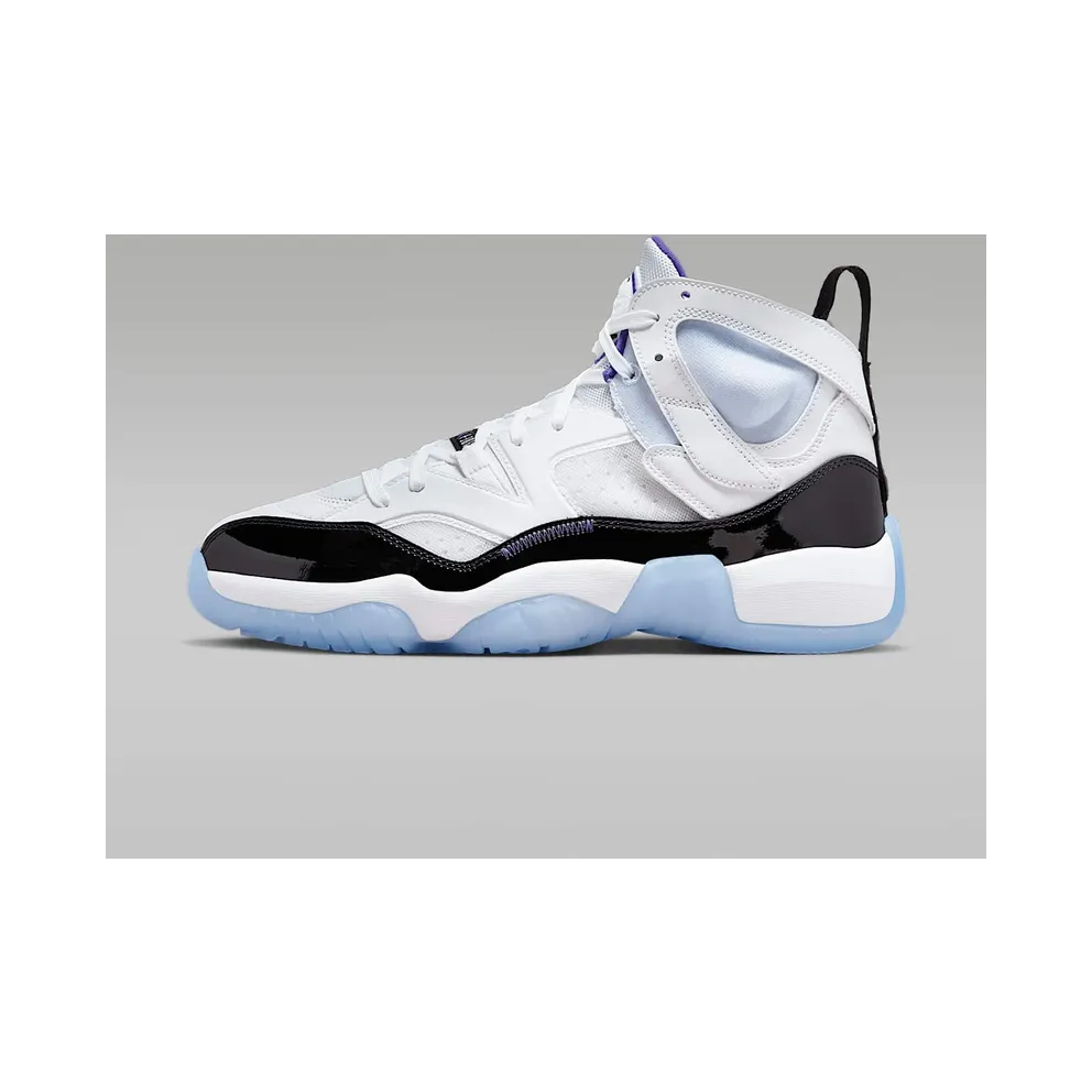 Jumpman Two Trey White (DO1925-100)