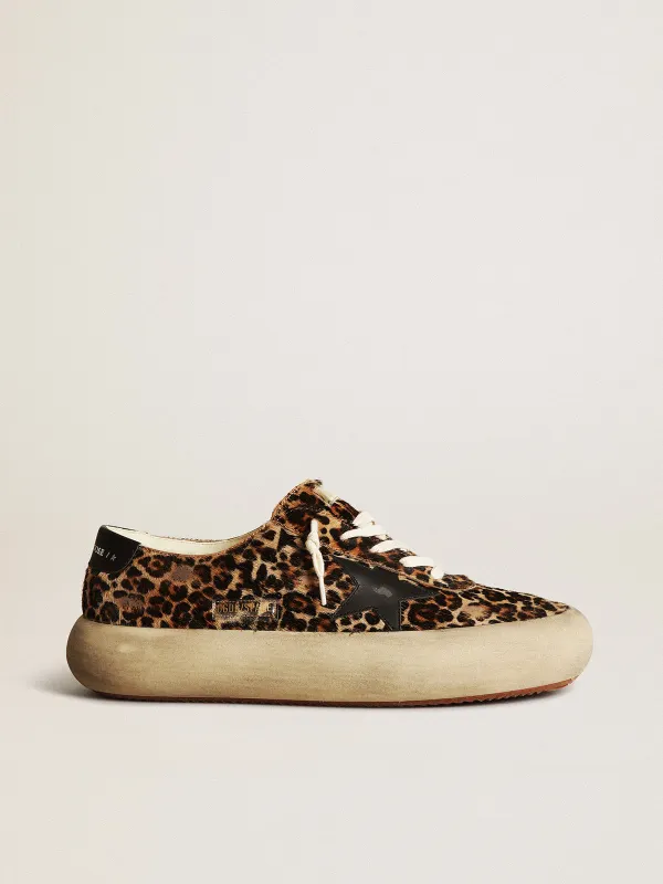 Golden Goose Space-Star In Leopard Print Pony Skin With Black Star And Heel (GMF00378.F003305.81472)