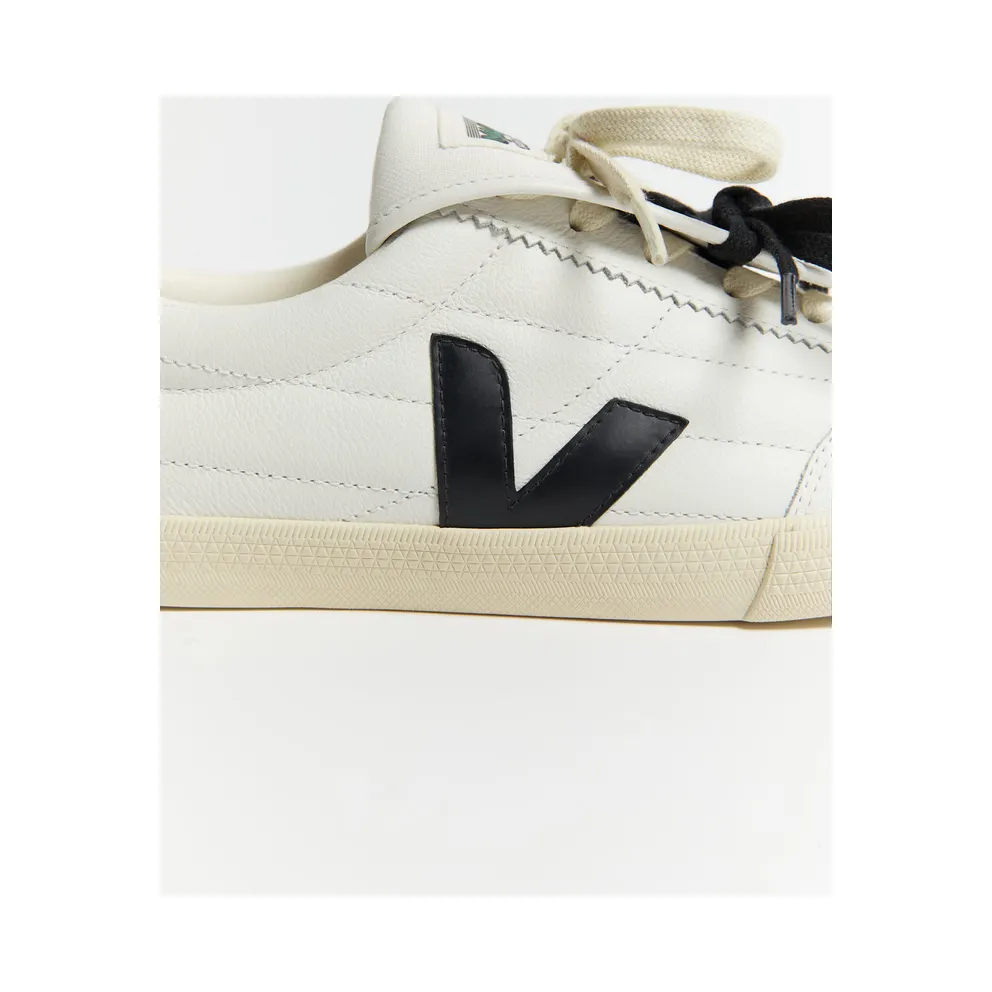 Veja Panenka Leather Magliano White (MG0221673A)