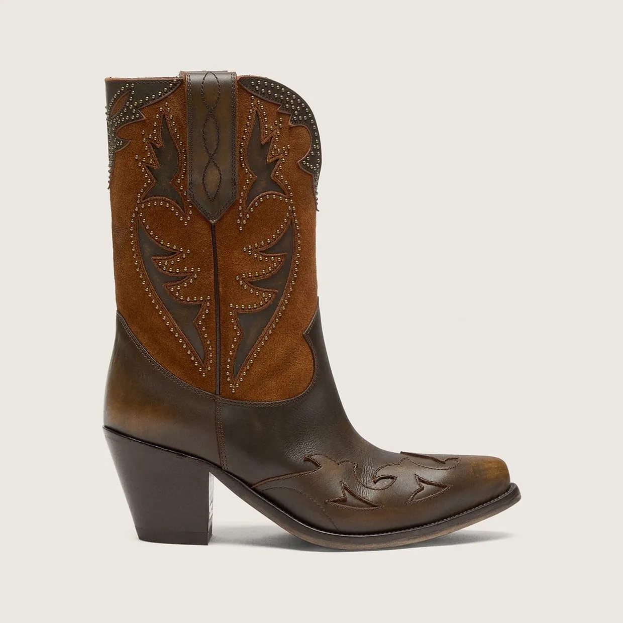 Golden Goose ’70 Wish Star Low Boots In Brown Leather With Heel And Micro-Studs (GWF01139.F008815.55381)