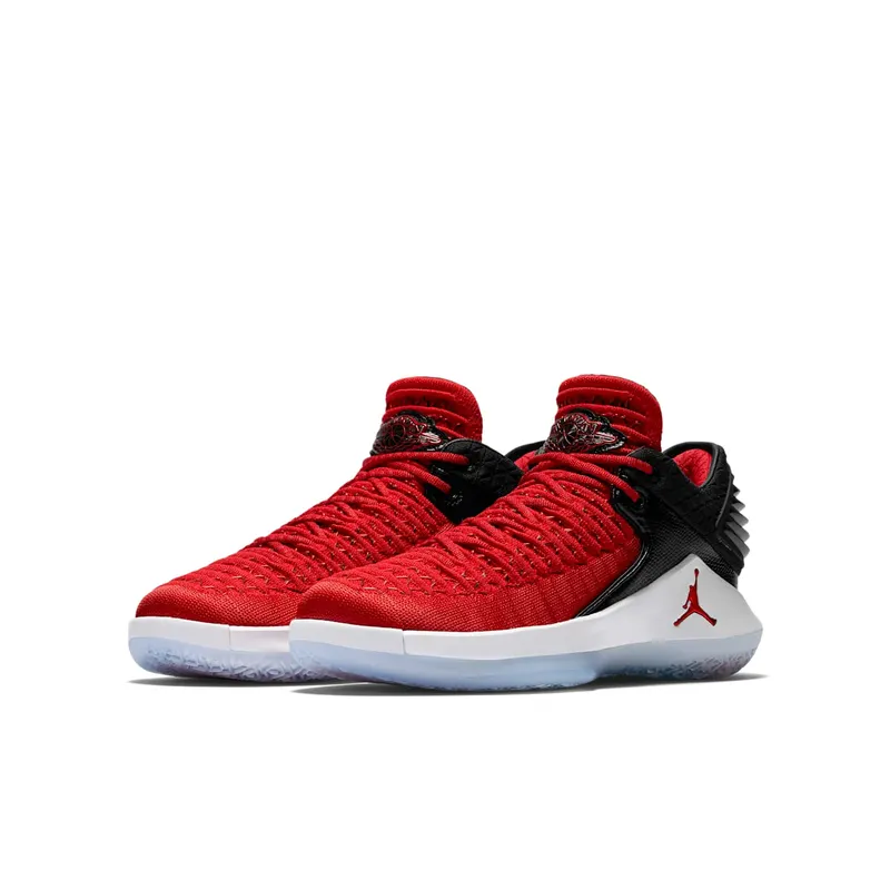 Jordan XXXII Low Win Like 96 (GS) University Red/Black-Metallic Silver (AA1257-603)