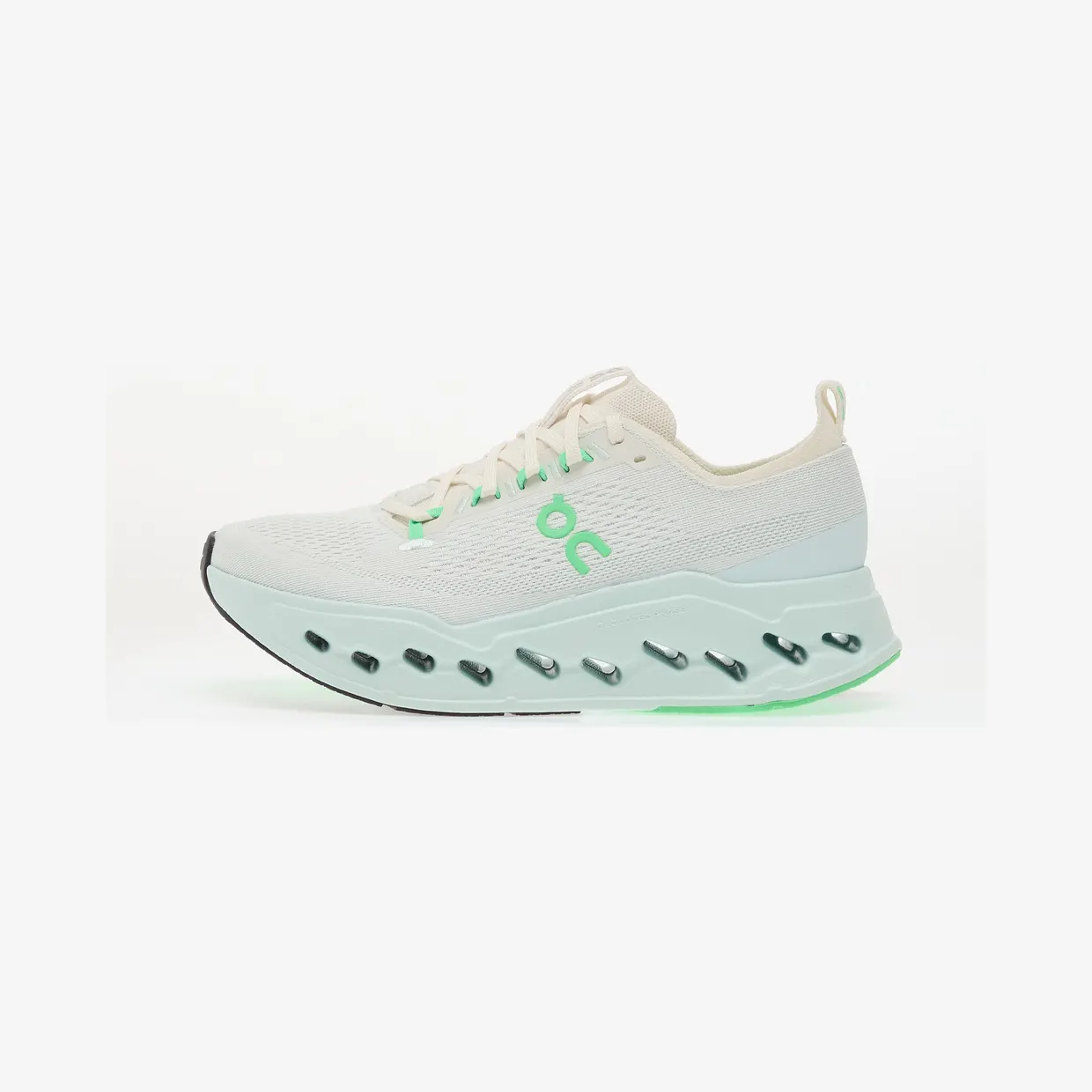 on-cloudsurfer 3WF30225262