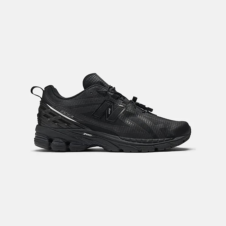 New Balance 1906R “No Sew Pack – Black” (U1906RNB)
