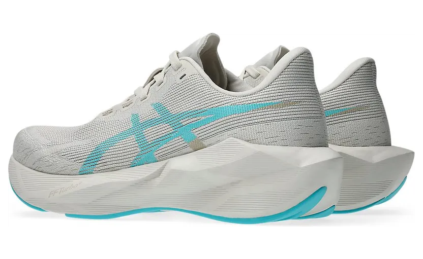 asics-novablast 1012C008-250