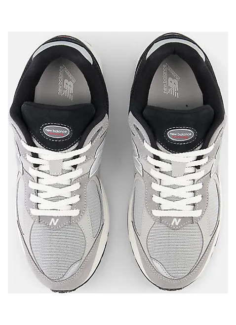 new-balance-2002r M2002RSG