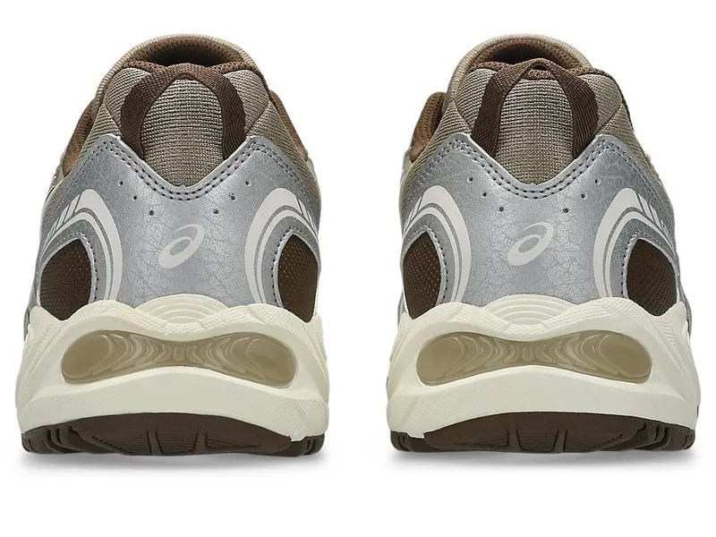 ASICS GEL-VENTX “Driftwood / Pure Silver” (1203B040-202)