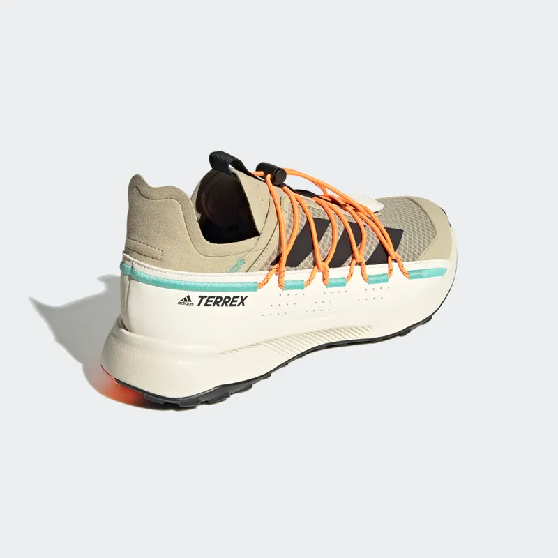 Adidas Terrex Voyager 21 Travel Savanna / Core Black / Screaming Orange (FW9406)