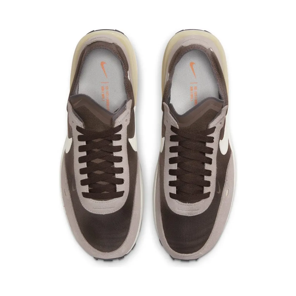 Nike Waffle One Bruin (DA7995-200)