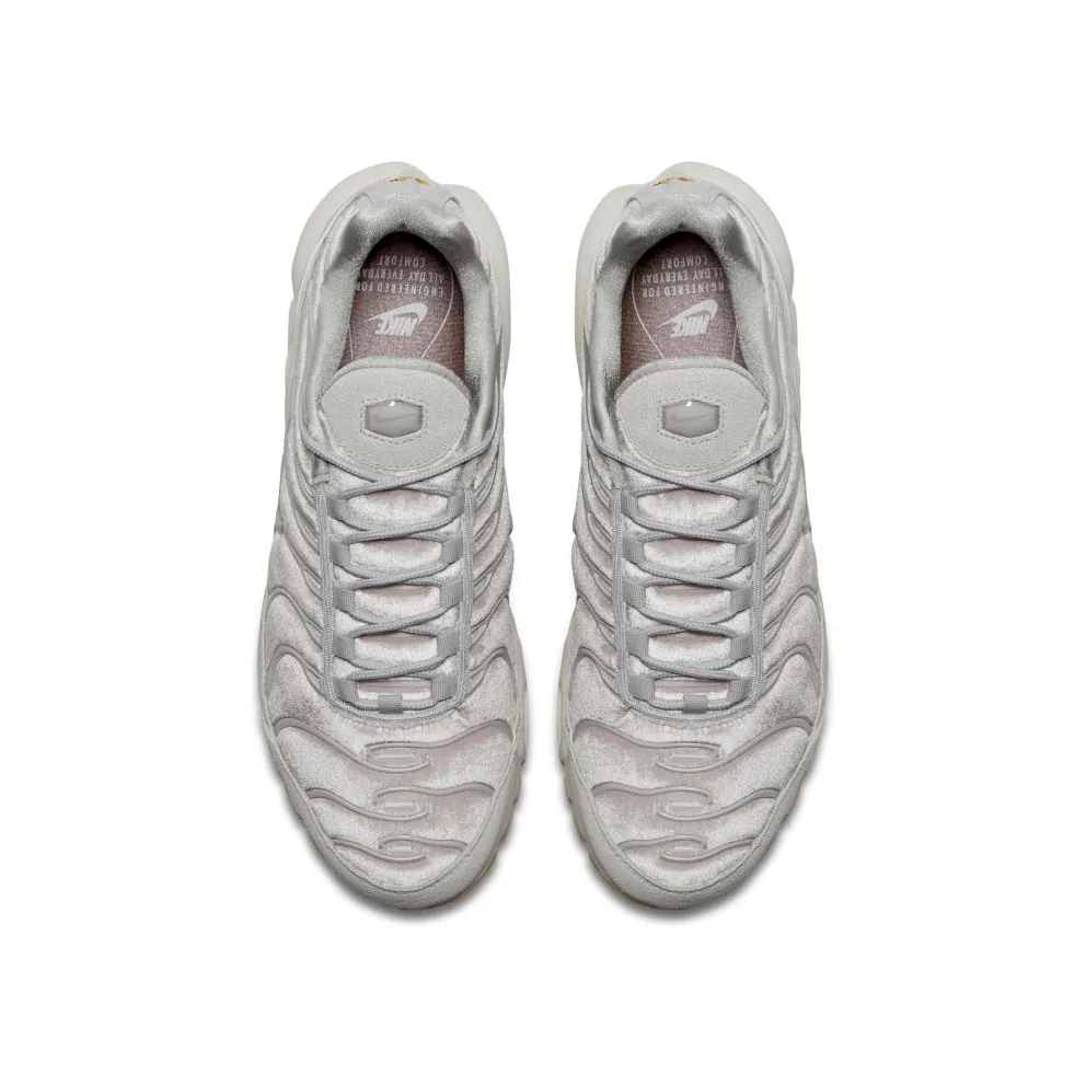 Nike Air Max Plus Velvet Particle Rose (W) Particle Rose/Vast Grey-Summit White (AH6788-600)