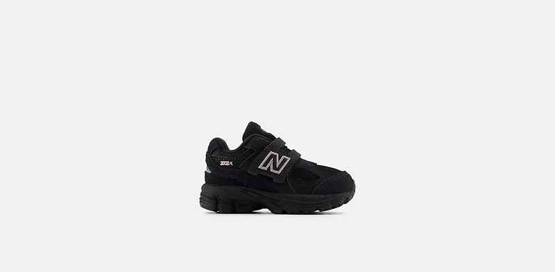 NEW BALANCE 2002 HOOK & LOOP “Black” (IV2002RX)