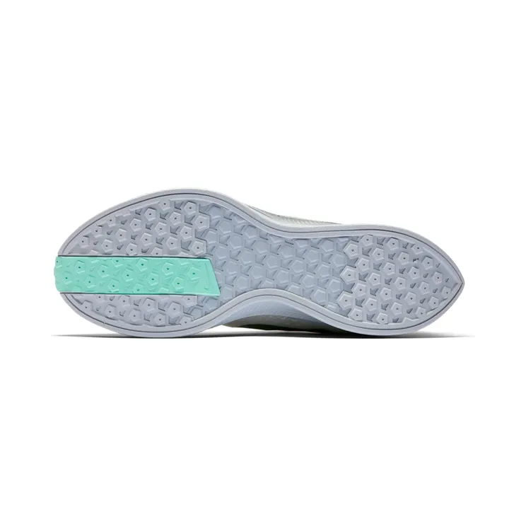 nike-zoom AV7005-001