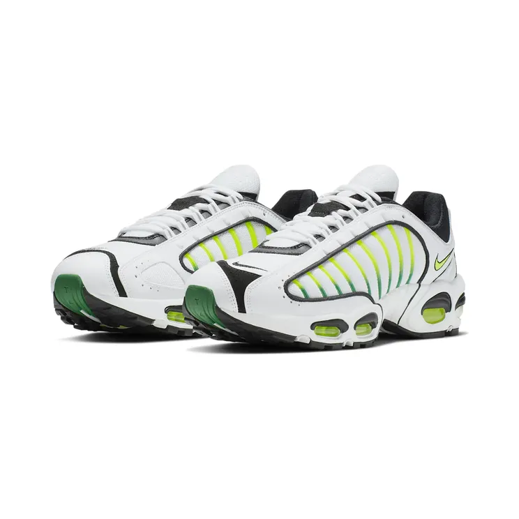 nike-air-max AQ2567-100