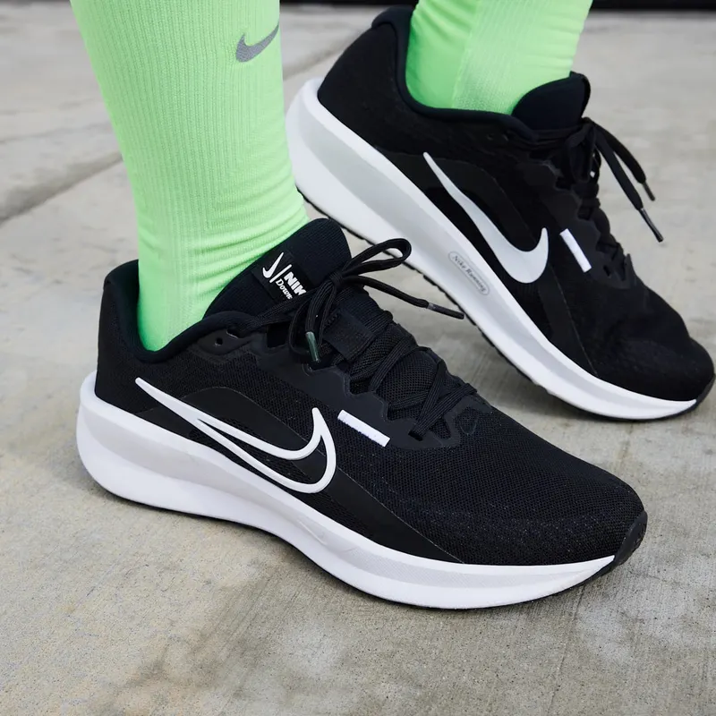 Nike Downshifter 13 Black Dark Smoke Grey White (FD6476-001)