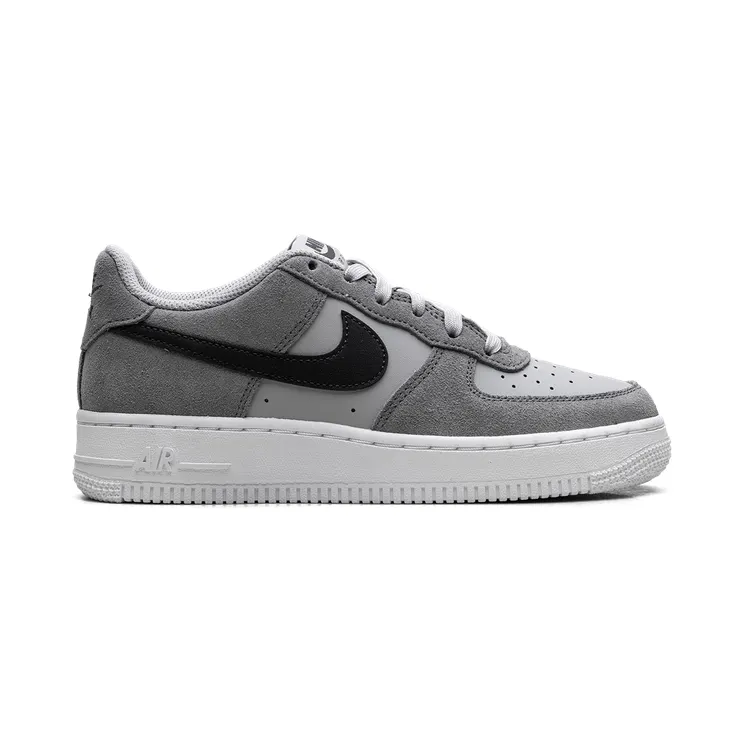 nike-air-force IQ2743-001