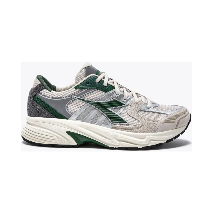 Diadora Mythos – “Light Grey Metallic” (501.181239_C4774)
