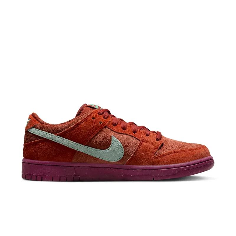 Nike SB Dunk Low Pro Prm “Mystic Red” (DV5429-601)