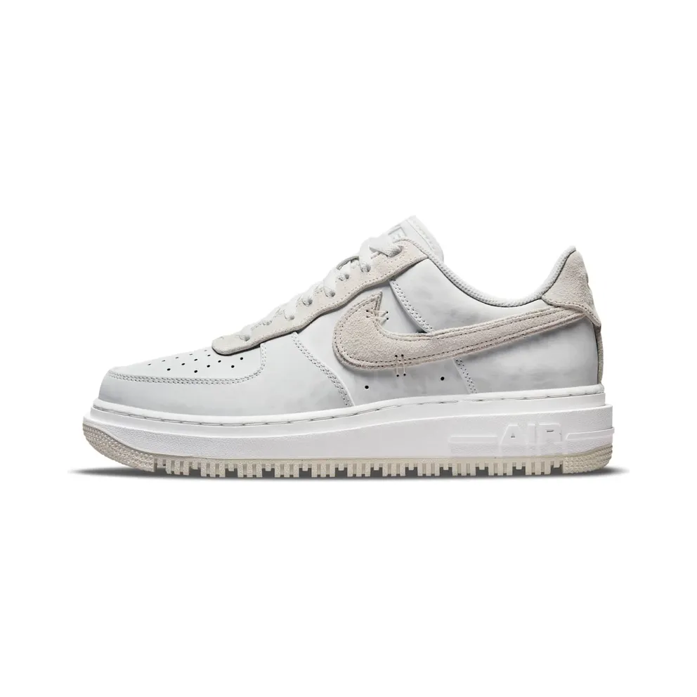 Nike Air Force 1 Luxe Weiß (DD9605-100)