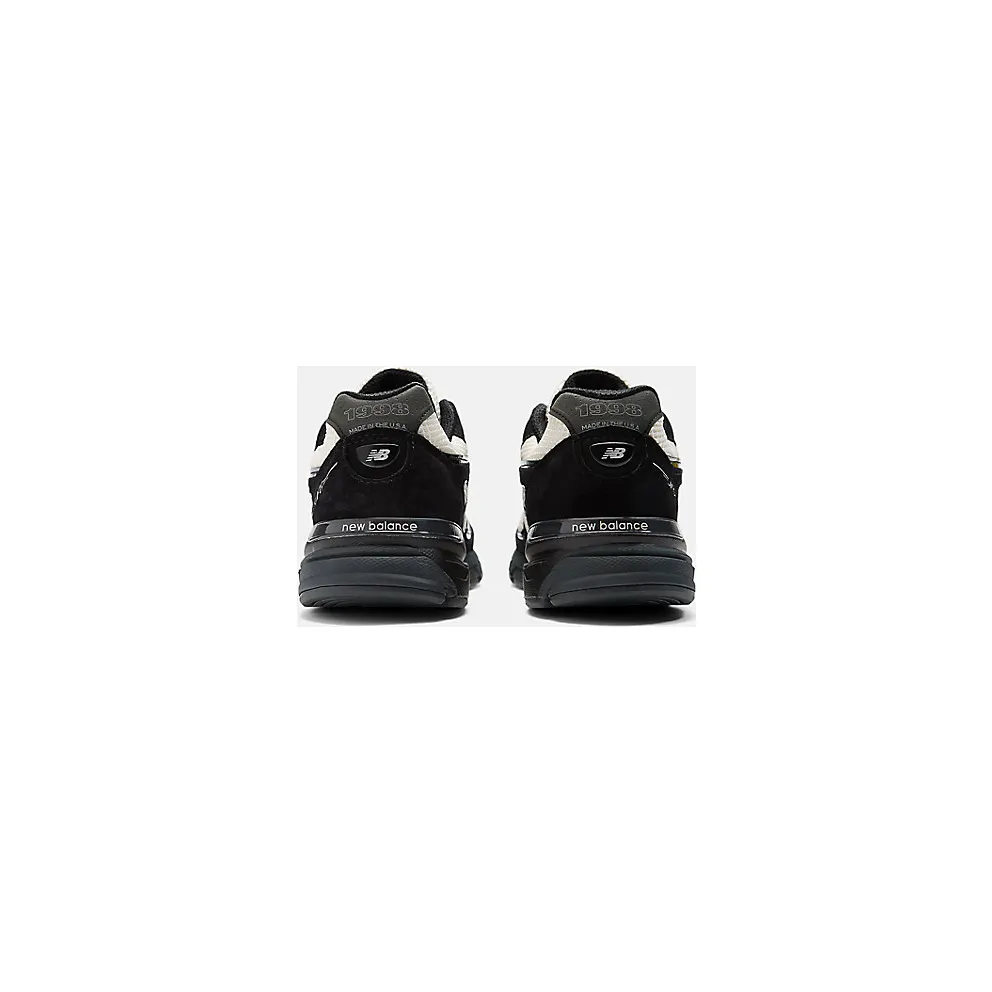 New Balance 990v4 “Joe Freshgoods – Black” (U990JS4)