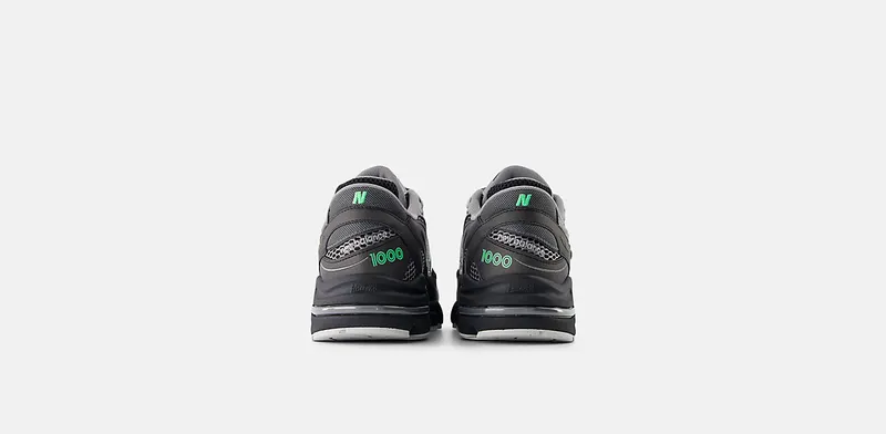 New Balance 1000 “Dark Silver Metallic/Lime Leaf” (M1000T)