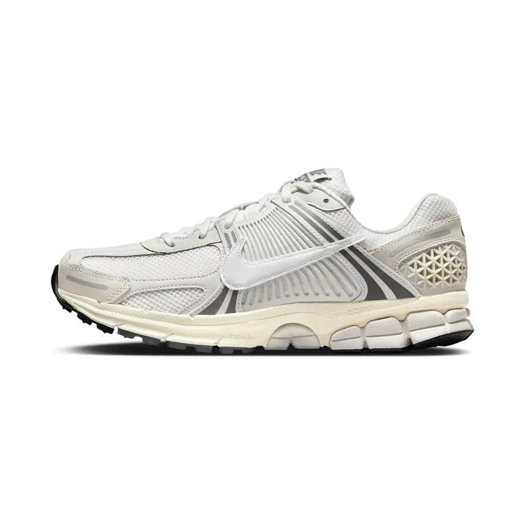 Nike Zoom Vomero 5 “Platinum Tint / Cashmere / Iron Grey / Photon Dust” (HF0731-007)