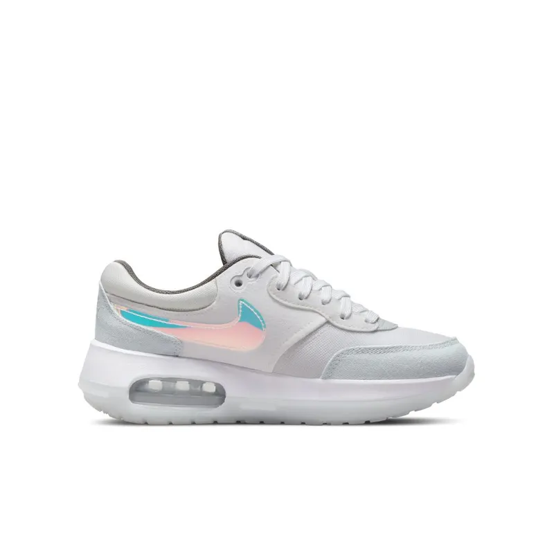 Nike Air Max Motif Older Kids’ White 50% Sustainable Materials (DH9388-101)