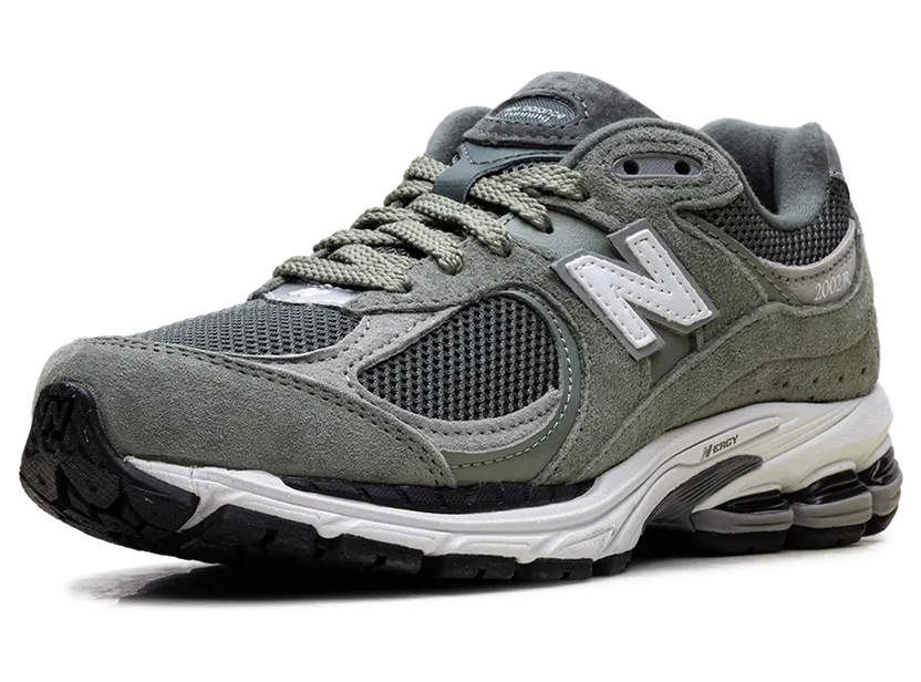 new-balance-2002r M2002RG1